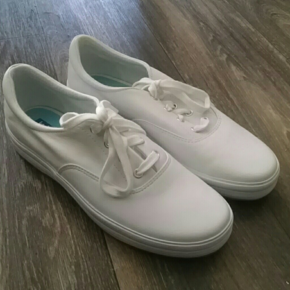 White leather keds